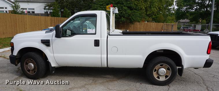 image for item DD6582 2008 Ford F250 Super Duty pickup truck