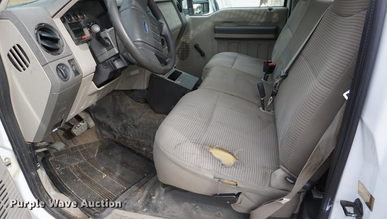 image for item DD6582 2008 Ford F250 Super Duty pickup truck