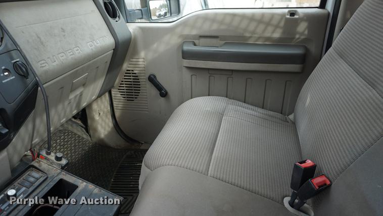 image for item DD6582 2008 Ford F250 Super Duty pickup truck
