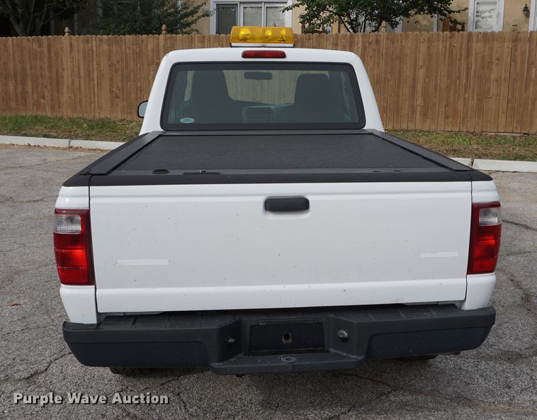 image for item DD6583 2004 Ford Ranger SuperCab pickup truck