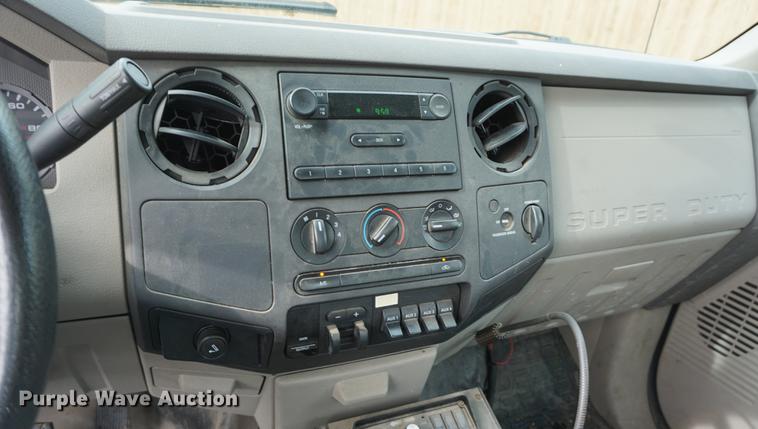 image for item DD6584 2008 Ford F250 Super Duty pickup truck