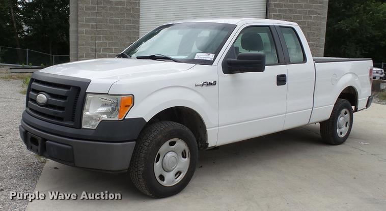 image for item DD7369 2009 Ford F150 XL SuperCab pickup truck