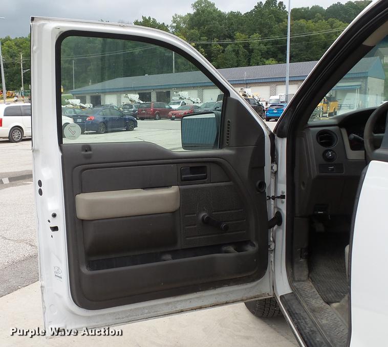 image for item DD7369 2009 Ford F150 XL SuperCab pickup truck