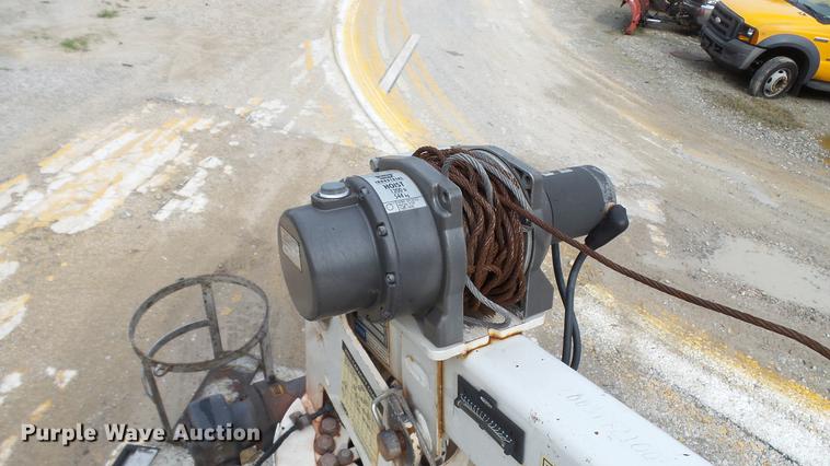 image for item DD7371 2008 Chevrolet Silverado 3500HD flatbed pickup truck