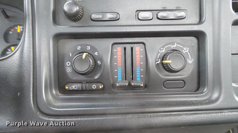 image for item DD7372 2006 Chevrolet Silverado 2500HD Ext. Cab pickup truck