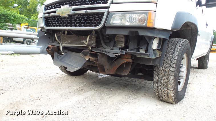 image for item DD7372 2006 Chevrolet Silverado 2500HD Ext. Cab pickup truck