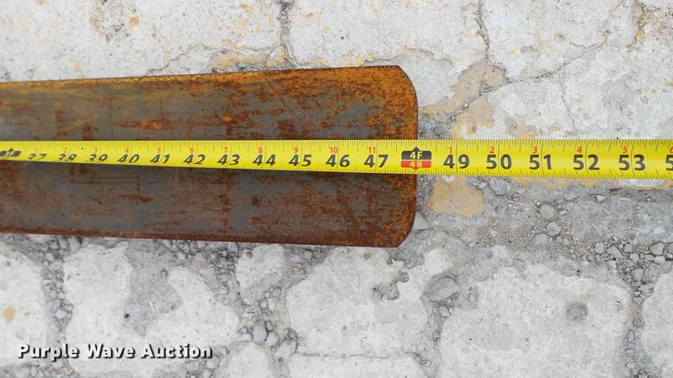 image for item DD7373 1986 John Deere 482C forklift