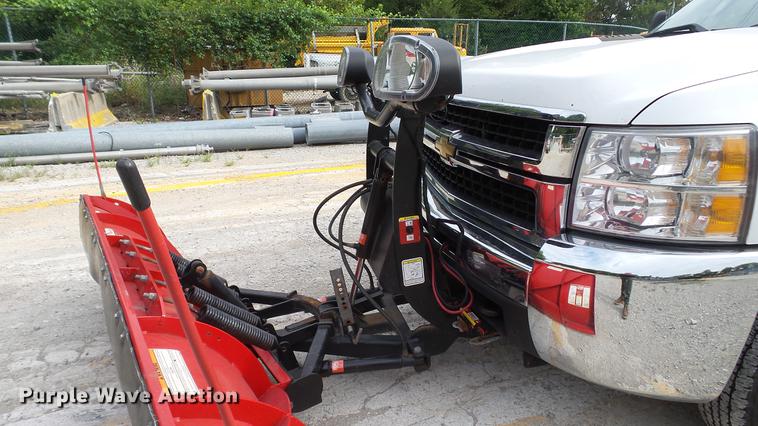 image for item DD7380 2009 Chevrolet Silverado 3500HD dump bed pickup truck