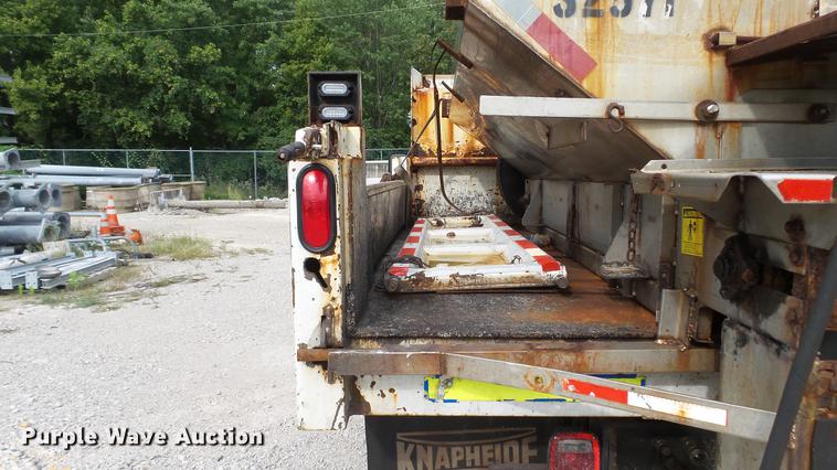 image for item DD7380 2009 Chevrolet Silverado 3500HD dump bed pickup truck