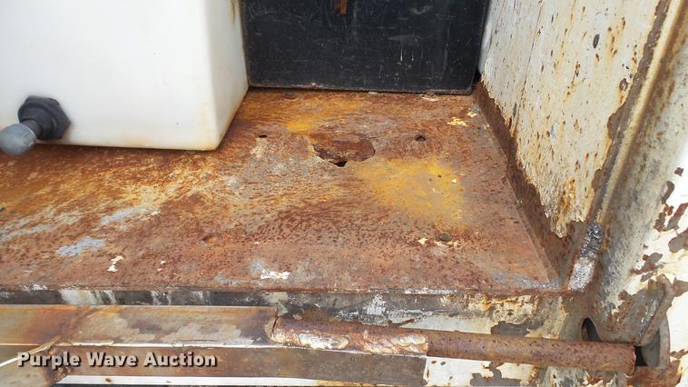 image for item DD7380 2009 Chevrolet Silverado 3500HD dump bed pickup truck