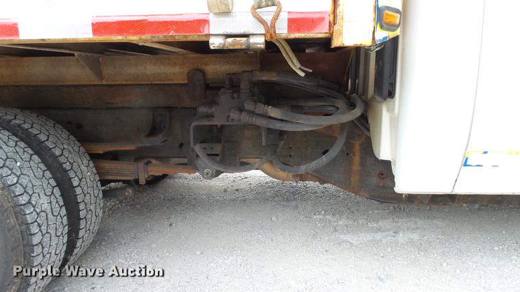image for item DD7380 2009 Chevrolet Silverado 3500HD dump bed pickup truck