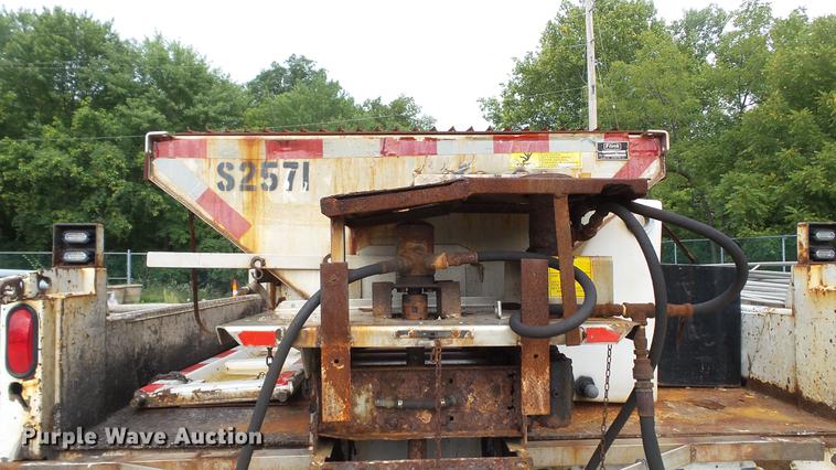 image for item DD7380 2009 Chevrolet Silverado 3500HD dump bed pickup truck