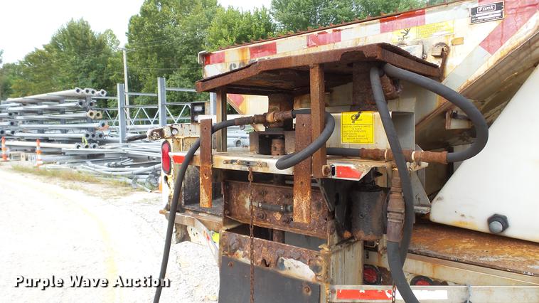 image for item DD7380 2009 Chevrolet Silverado 3500HD dump bed pickup truck