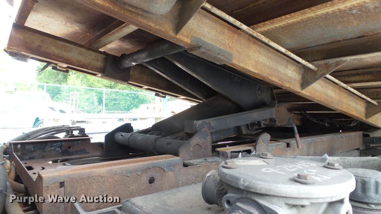 image for item DD7380 2009 Chevrolet Silverado 3500HD dump bed pickup truck