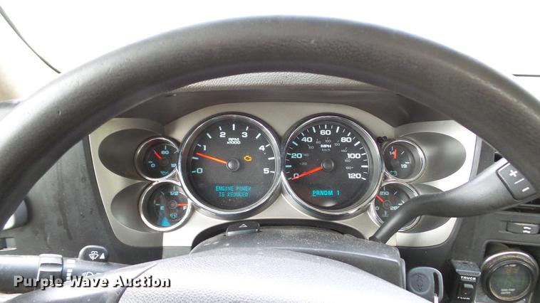 image for item DD7380 2009 Chevrolet Silverado 3500HD dump bed pickup truck