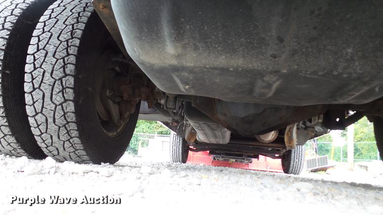 image for item DD7380 2009 Chevrolet Silverado 3500HD dump bed pickup truck