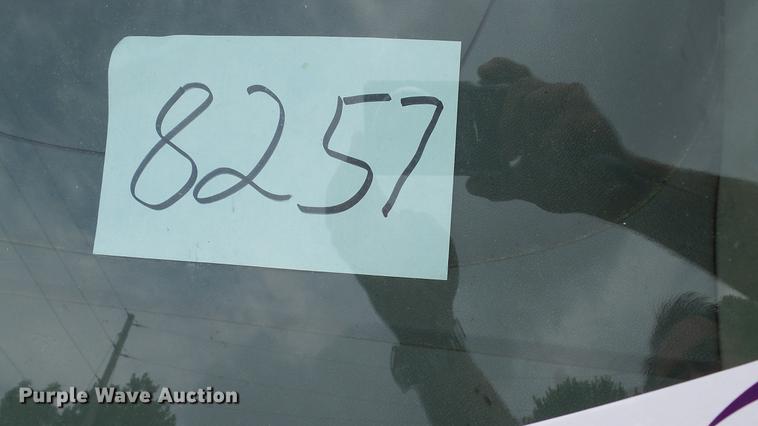 image for item DD7380 2009 Chevrolet Silverado 3500HD dump bed pickup truck