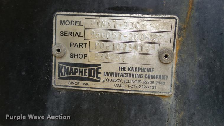 image for item DD7381 2006 Chevrolet Silverado 3500 dump flatbed pickup truck