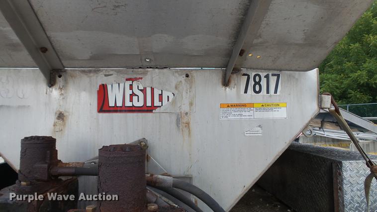 image for item DD7381 2006 Chevrolet Silverado 3500 dump flatbed pickup truck