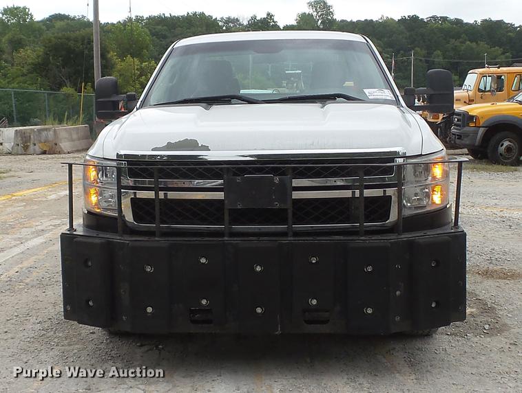 image for item DD7387 2013 Chevrolet Silverado 2500HD Ext. Cab pickup truck