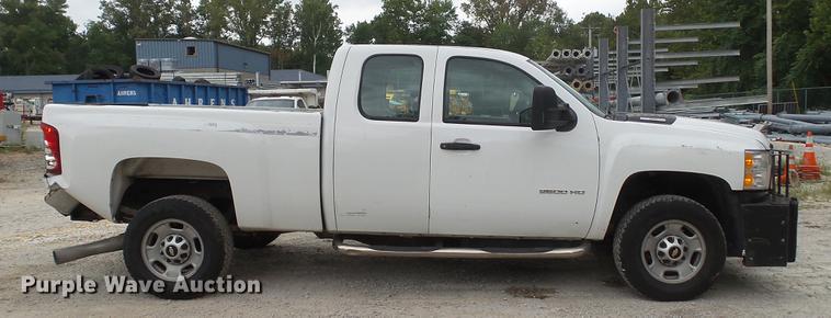 image for item DD7387 2013 Chevrolet Silverado 2500HD Ext. Cab pickup truck