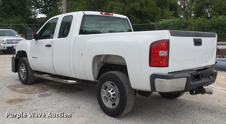 image for item DD7387 2013 Chevrolet Silverado 2500HD Ext. Cab pickup truck