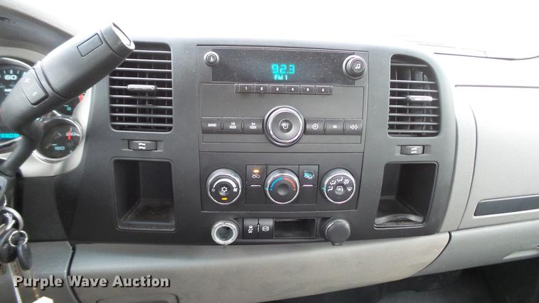 image for item DD7387 2013 Chevrolet Silverado 2500HD Ext. Cab pickup truck