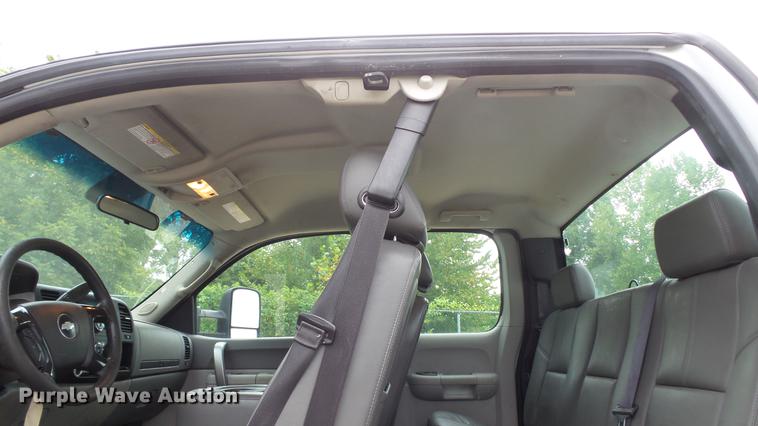 image for item DD7387 2013 Chevrolet Silverado 2500HD Ext. Cab pickup truck