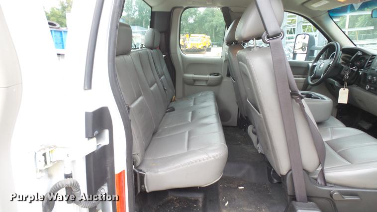image for item DD7387 2013 Chevrolet Silverado 2500HD Ext. Cab pickup truck