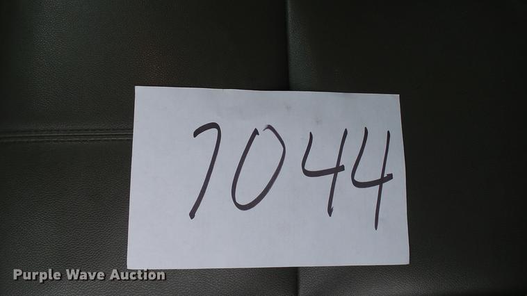 image for item DD7387 2013 Chevrolet Silverado 2500HD Ext. Cab pickup truck