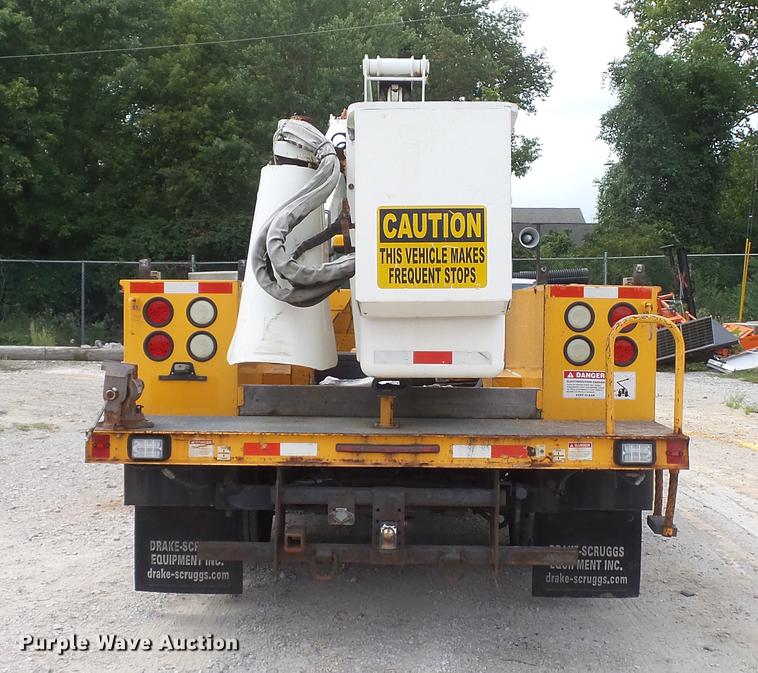 image for item DD7389 2008 Ford F550 Super Duty XL bucket truck