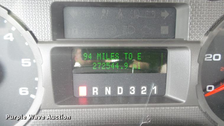 image for item DD7389 2008 Ford F550 Super Duty XL bucket truck