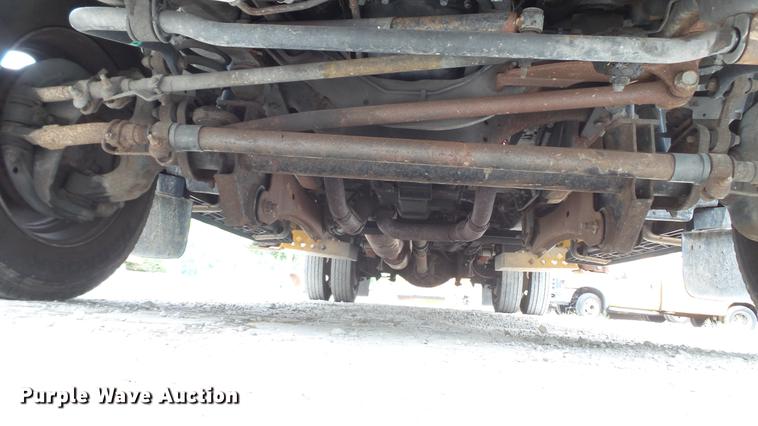 image for item DD7389 2008 Ford F550 Super Duty XL bucket truck