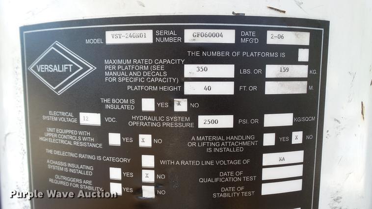 image for item DD7391 2006 Ford F550 Super Duty XL bucket truck