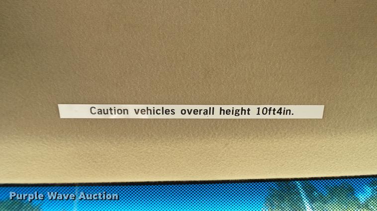 image for item DD7391 2006 Ford F550 Super Duty XL bucket truck