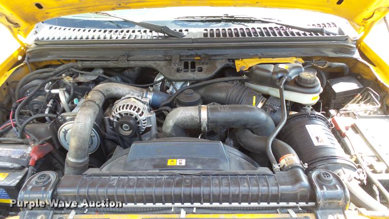 image for item DD7391 2006 Ford F550 Super Duty XL bucket truck