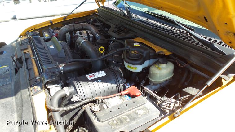 image for item DD7391 2006 Ford F550 Super Duty XL bucket truck