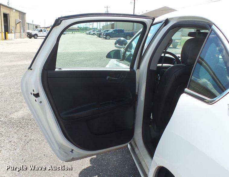 image for item DD7392 2007 Chevrolet Impala Police Cruiser