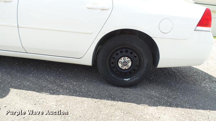 image for item DD7392 2007 Chevrolet Impala Police Cruiser