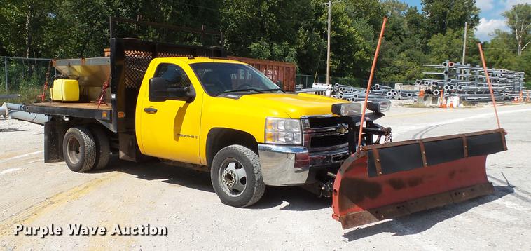 image for item DD7408 2008 Chevrolet Silverado 3500HD dump flatbed pickup truck