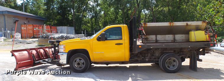 image for item DD7408 2008 Chevrolet Silverado 3500HD dump flatbed pickup truck