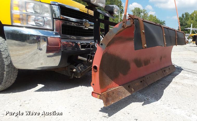 image for item DD7408 2008 Chevrolet Silverado 3500HD dump flatbed pickup truck