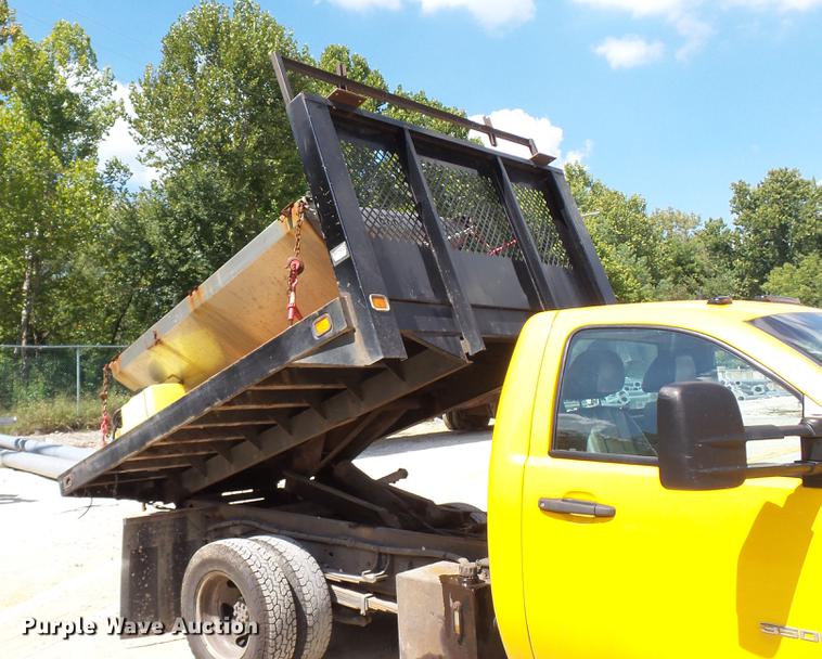 image for item DD7408 2008 Chevrolet Silverado 3500HD dump flatbed pickup truck