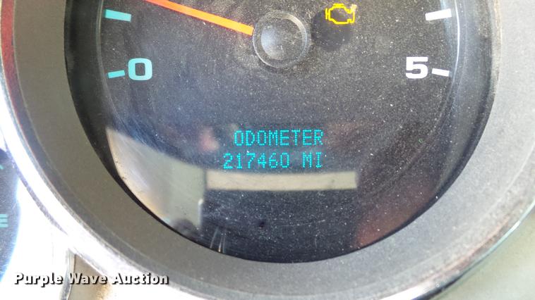 image for item DD7408 2008 Chevrolet Silverado 3500HD dump flatbed pickup truck