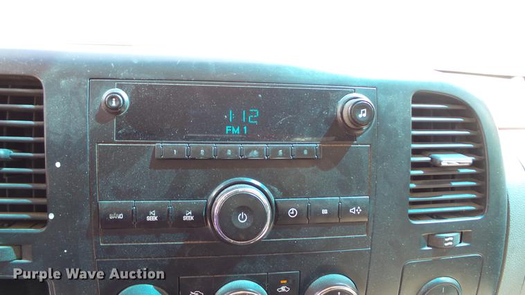 image for item DD7408 2008 Chevrolet Silverado 3500HD dump flatbed pickup truck