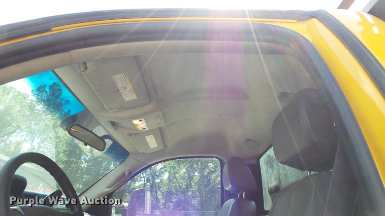 image for item DD7408 2008 Chevrolet Silverado 3500HD dump flatbed pickup truck