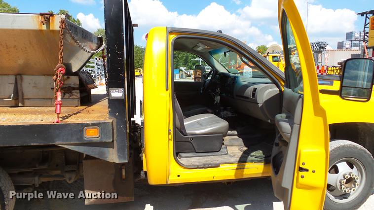 image for item DD7408 2008 Chevrolet Silverado 3500HD dump flatbed pickup truck