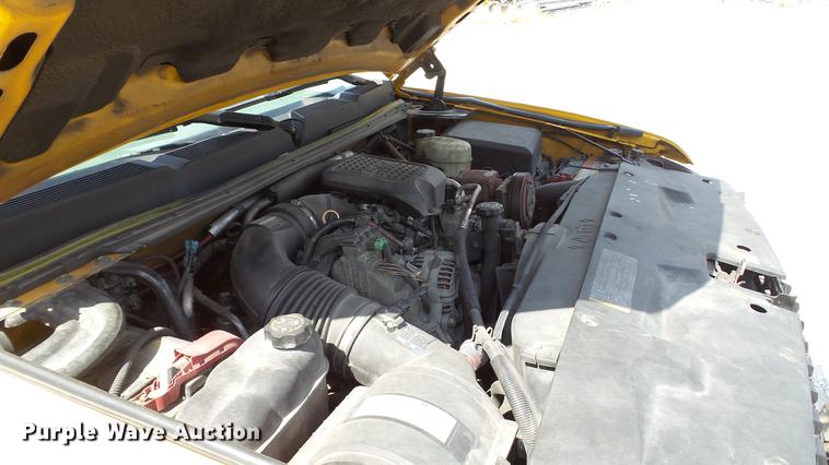 image for item DD7408 2008 Chevrolet Silverado 3500HD dump flatbed pickup truck