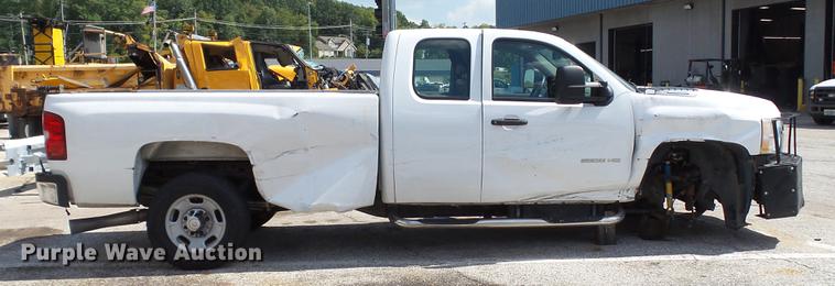 image for item DD7411 2011 Chevrolet Silverado 2500HD Ext. Cab pickup truck