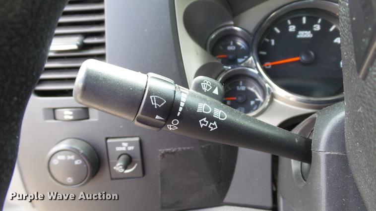 image for item DD7411 2011 Chevrolet Silverado 2500HD Ext. Cab pickup truck